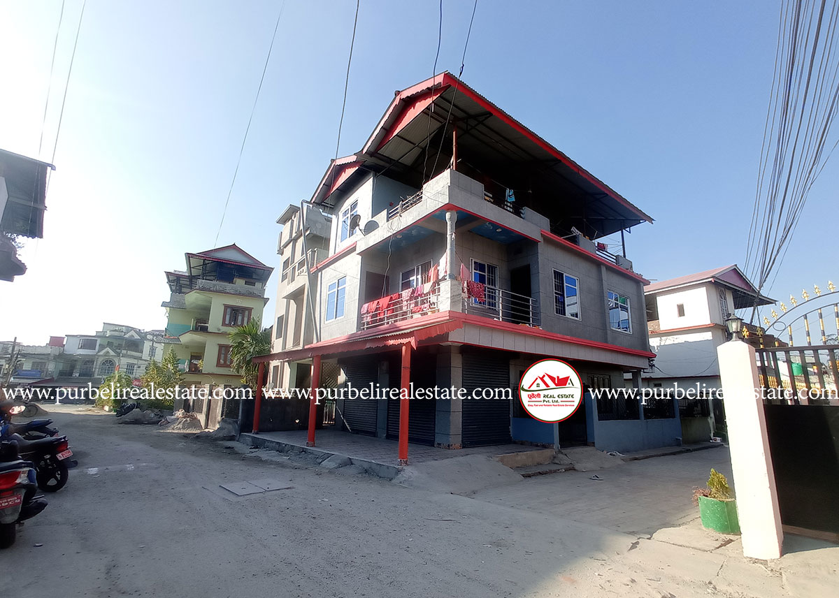 दमक-५, यलम्बर चोकमा २.५ तल्ला घर बिक्रीमा