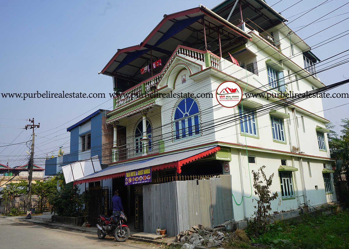 दमक-९, क्याम्पस मोडमा ३.५ तल्ला घर बिक्रीमा