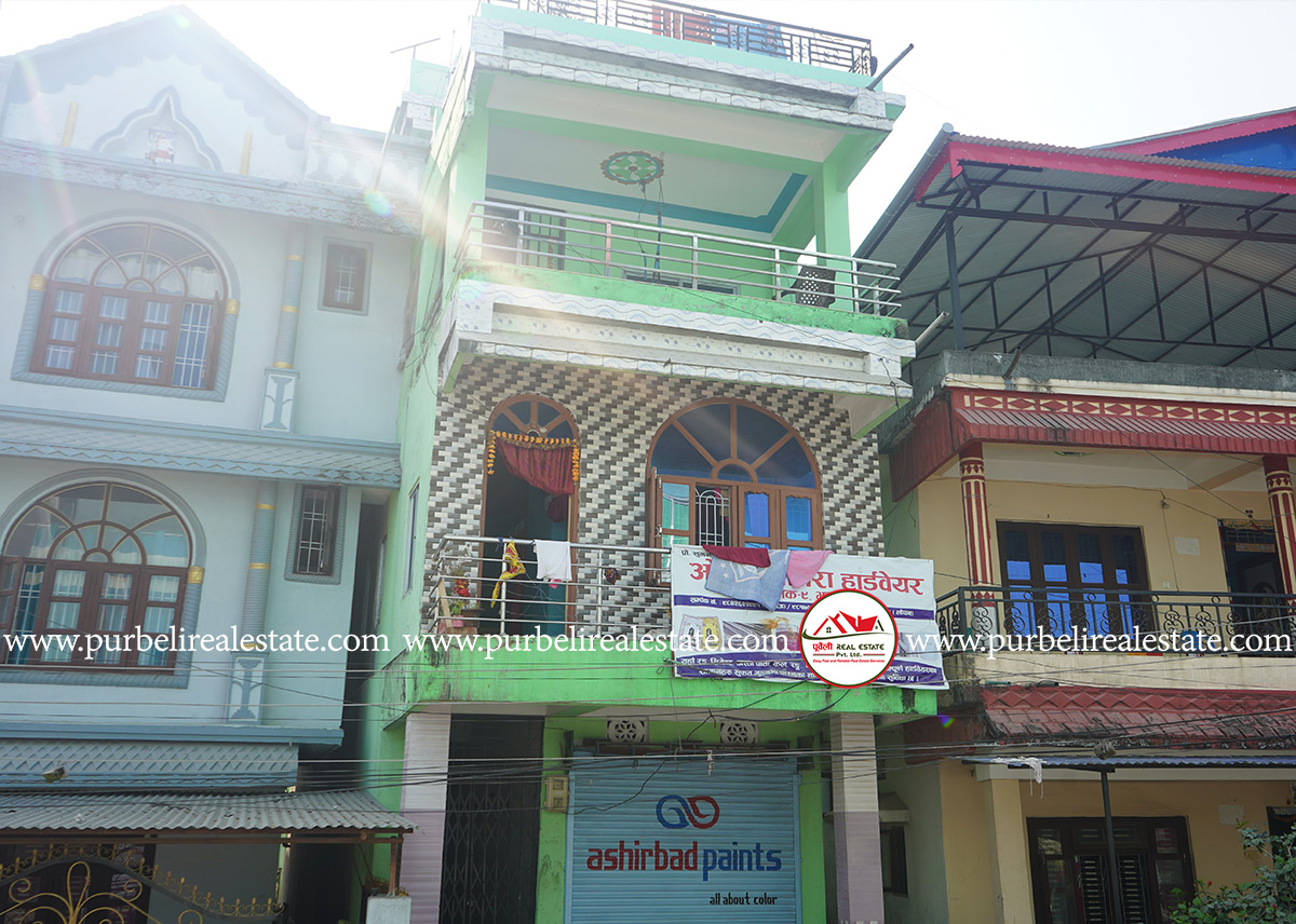 दमक-८, बसन्त टोलमा ३.५ तल्ला घर बिक्रीमा